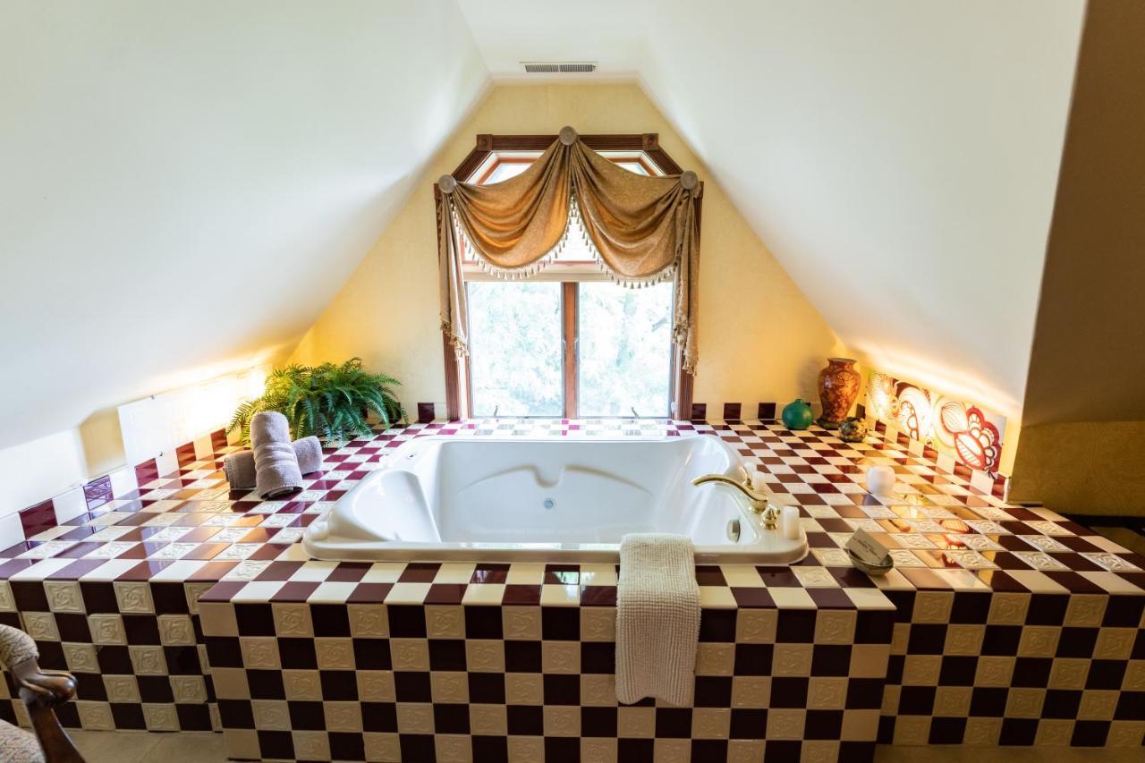 Historic Webster House Bed And Breakfast Inn Bay City Extérieur photo