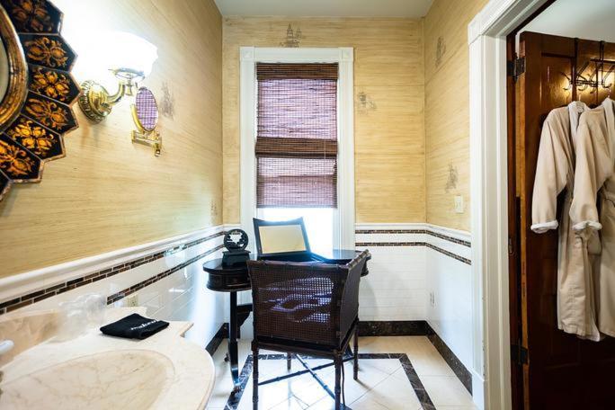 Historic Webster House Bed And Breakfast Inn Bay City Extérieur photo