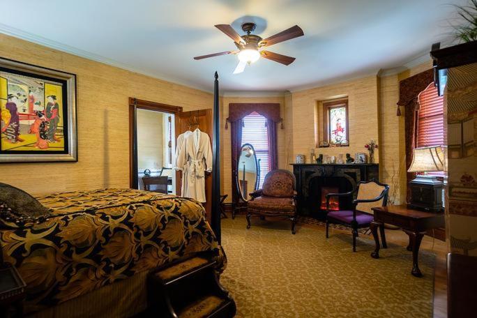 Historic Webster House Bed And Breakfast Inn Bay City Extérieur photo