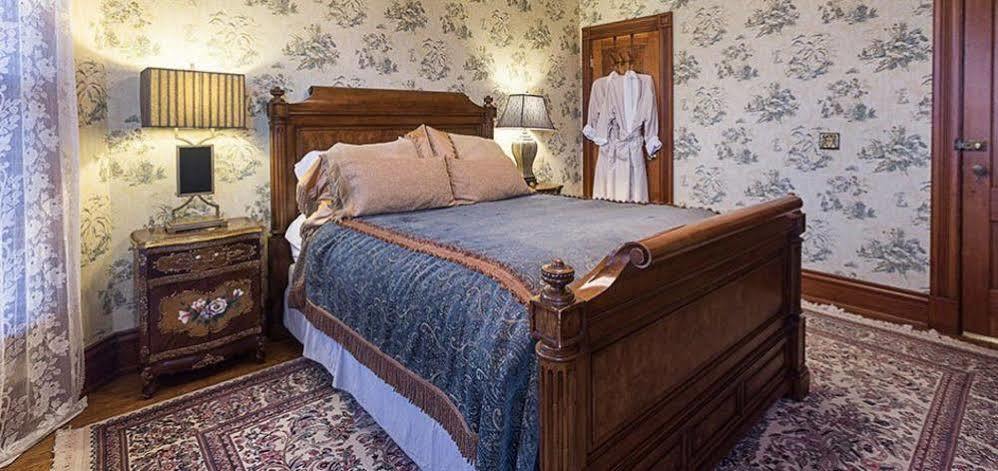 Historic Webster House Bed And Breakfast Inn Bay City Extérieur photo