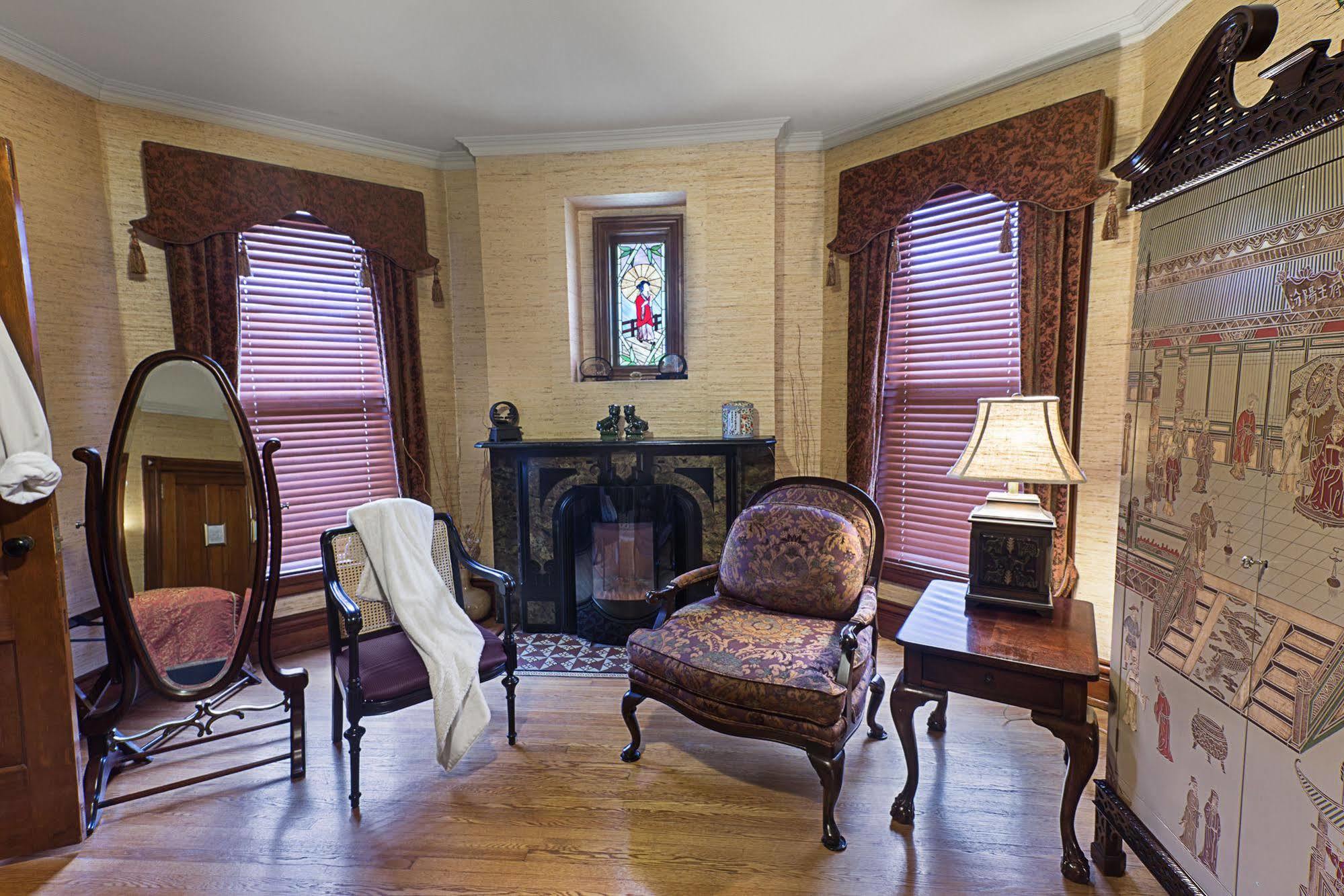 Historic Webster House Bed And Breakfast Inn Bay City Extérieur photo