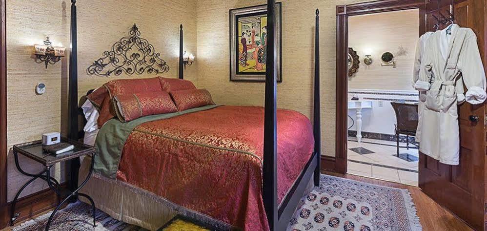 Historic Webster House Bed And Breakfast Inn Bay City Extérieur photo