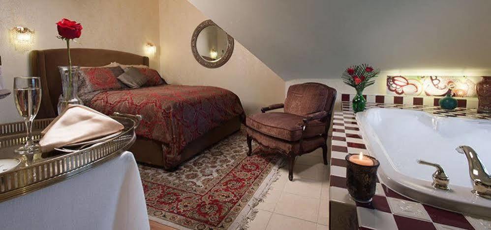 Historic Webster House Bed And Breakfast Inn Bay City Extérieur photo